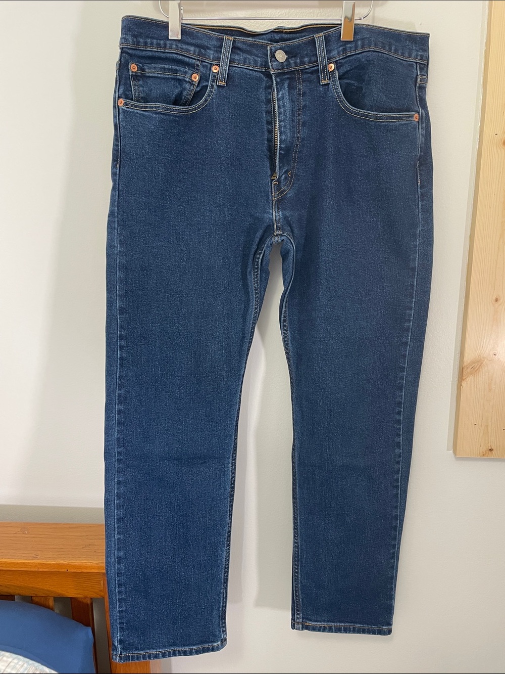 Levi's Size 34x30 Slim Straight Jeans in Dark Blue Denim